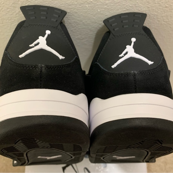 Jordan Retro 4 White Thunder Size 12 Style #FQ8138-001 - Picture 11 of 14